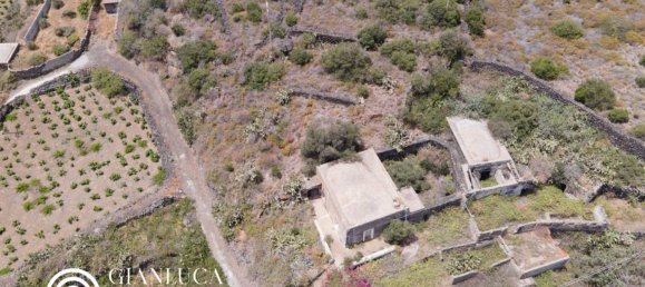 Casa de 1 dormitorio en Pantelleria, Italy No. 303920 14