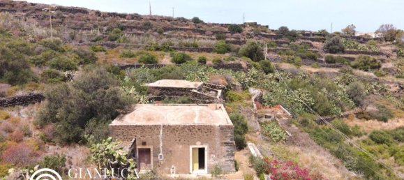 Casa de 1 dormitorio en Pantelleria, Italy No. 303920 8