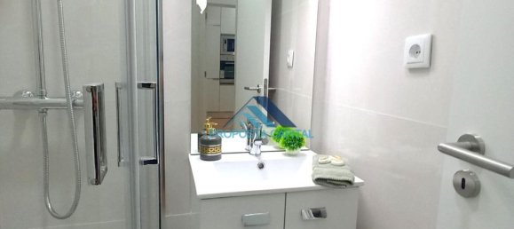 3 bedrooms Apartment in Lisbon, Portugal No. 162733 9