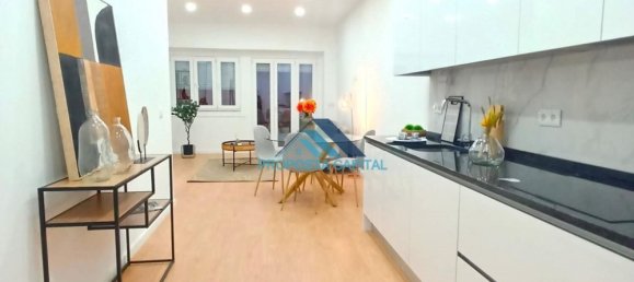 3 bedrooms Apartment in Lisbon, Portugal No. 162733 3