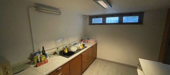 9 bedrooms Commercial property in Milan, Italy No. 239624 10