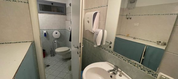 9 bedrooms Commercial property in Milan, Italy No. 239624 13