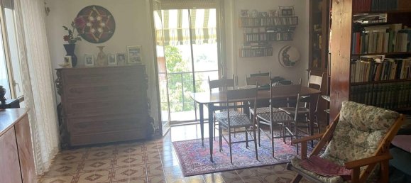 5 rooms Apartment in Perugia, Italy No. 41290 6
