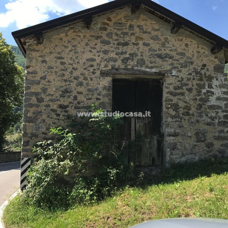 2 rooms House in Vedeseta, Italy No. 90821