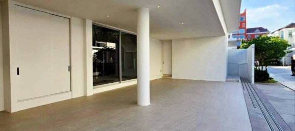 5 bedrooms Cafe / restaurant in Wang Thonglang, Thailand No. 14102 2