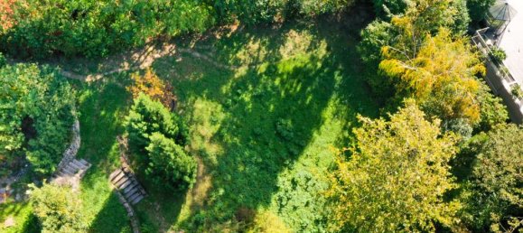  Land in Reutlingen, Germany No. 77719 9