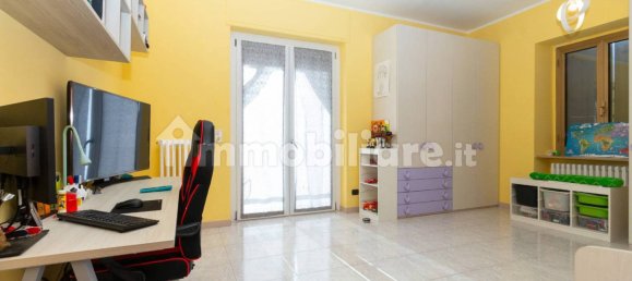 3 Schlafzimmer Wohnung in Val della Torre, Italy, Nr. 324048 16