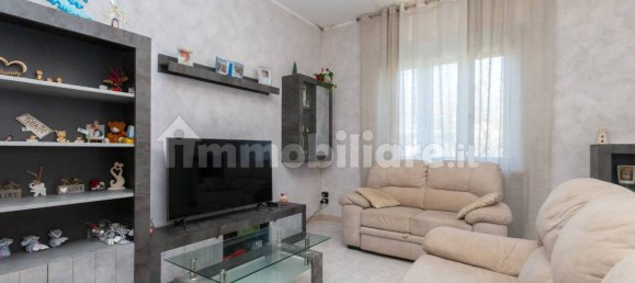 3 Schlafzimmer Wohnung in Val della Torre, Italy, Nr. 324048 6