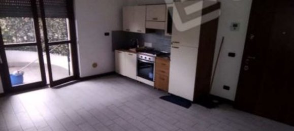 2 rooms Apartment in Legnano, Italy No. 295447 6