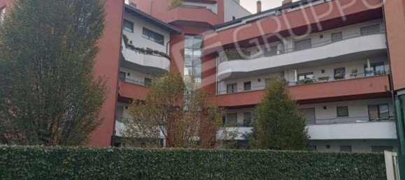 2 rooms Apartment in Legnano, Italy No. 295447 2