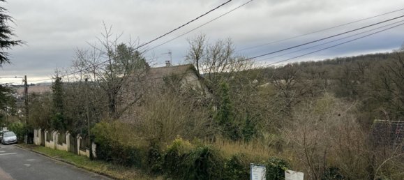 Land in Beynes, France No. 202712 3