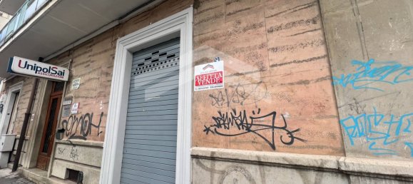 Propiedad comercial de 1 habitación en Campobasso, Italy No. 62753 5