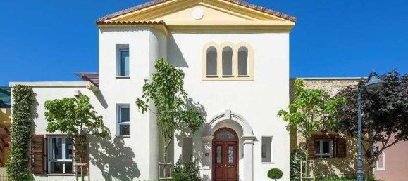 4 bedrooms House in Limassol, Cyprus No. 6652 2