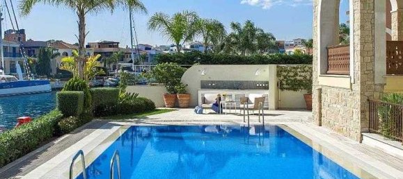 4 bedrooms House in Limassol, Cyprus No. 6652 3