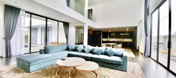 5 bedrooms Cafe / restaurant in Pattaya, Thailand No. 15066 2