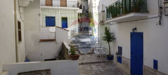 2 bedrooms Apartment in Peschici, Italy No. 317462 4