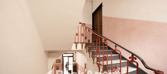 4 rooms Apartment in Genoa, Italy No. 99629 30