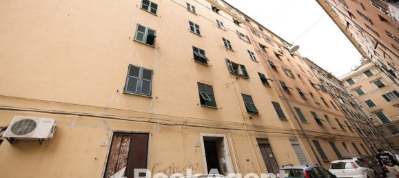 Apartamento de 4 divisões em Genoa, Italy N.º 99629 38