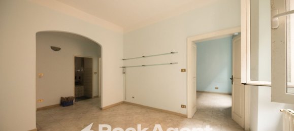 4 rooms Apartment in Genoa, Italy No. 99629 9