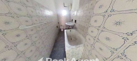 4 rooms Apartment in Genoa, Italy No. 99629 21