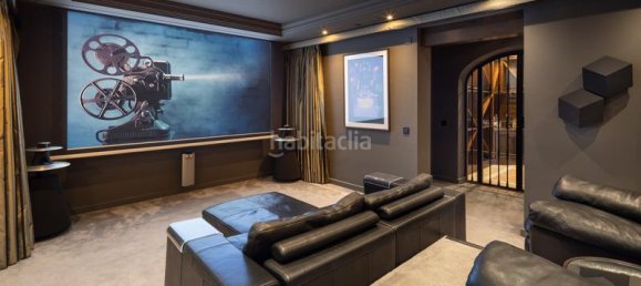 7 bedrooms House in La Quinta, Spain No. 40638 9