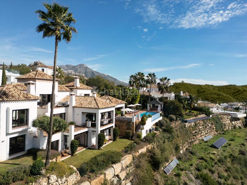 7 bedrooms House in La Quinta, Spain No. 40638