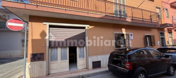 2 bedrooms Apartment in Turi, Italy No. 337151 4