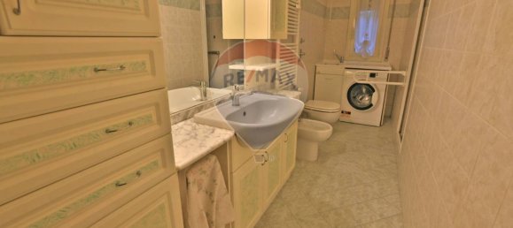 2 bedrooms Apartment in Bollate, Italy No. 352167 11