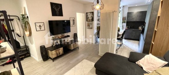 2 bedrooms Apartment in Florence, Italy No. 375678 2