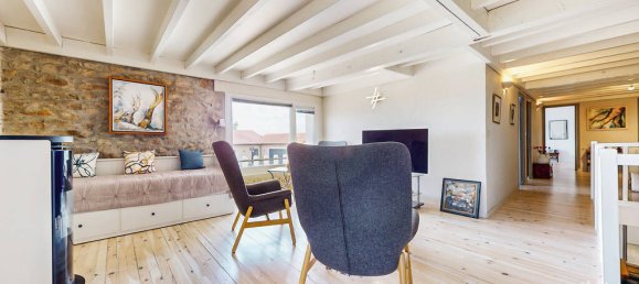 3 bedrooms House in Bas-en-Basset, France No. 355720 5