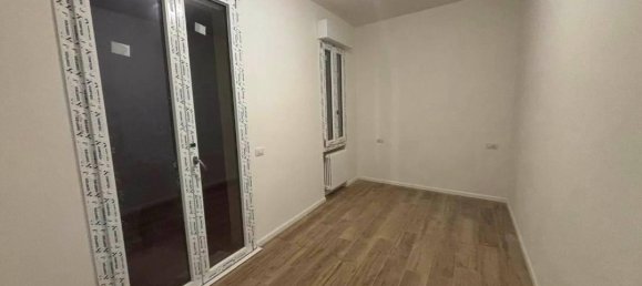 3-Zimmer Wohnung in Florence, Italy, Nr. 36146 2