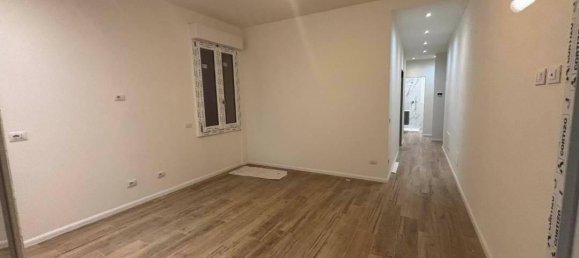 3-Zimmer Wohnung in Florence, Italy, Nr. 36146 6