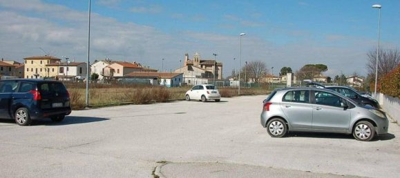 Grundstück in Foligno, Italy 2600m², Nr. 316484 8
