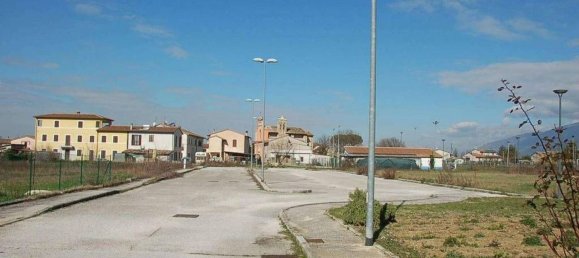 Grundstück in Foligno, Italy 2600m², Nr. 316484 16