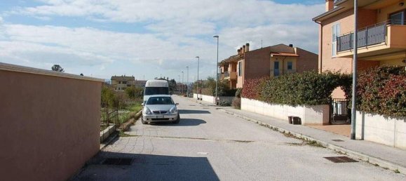 Grundstück in Foligno, Italy 2600m², Nr. 316484 7