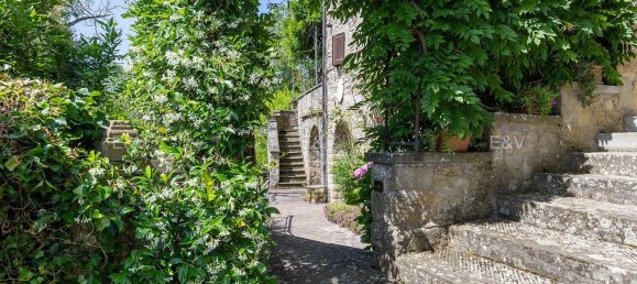 10 rooms House in Poppi, Italy No. 286684 2