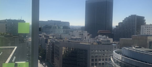 Apartamento de 2 dormitorios en Courbevoie, France No. 149797 15