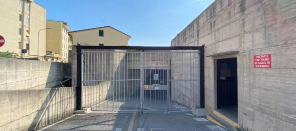 1 room Garage in Loano, Italy No. 227404 9