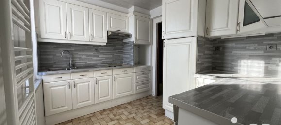 4 Schlafzimmer Haus in Chateau-Thierry, France, Nr. 243336 3