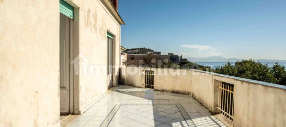 3 bedrooms Villa in Procida, Italy No. 31565 2