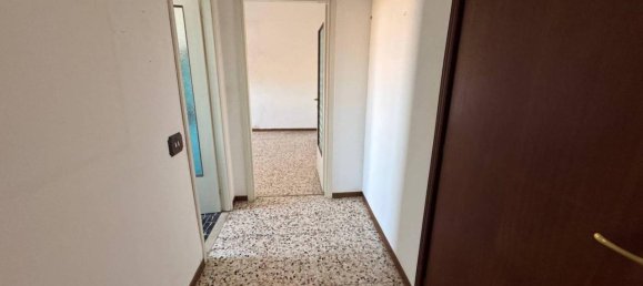 2-Zimmer Wohnung in Stradella, Italy, Nr. 42595 6