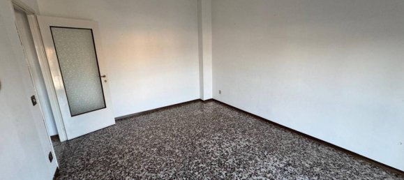 2-Zimmer Wohnung in Stradella, Italy, Nr. 42595 3