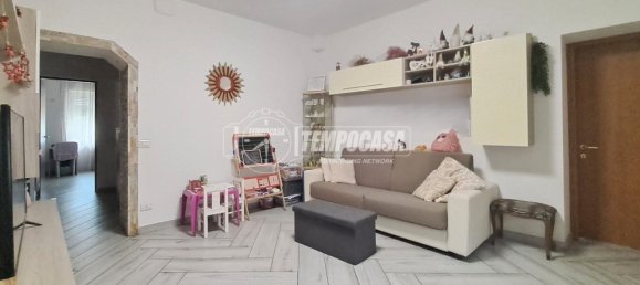 Apartamento de 2 habitaciónes en Nova Milanese, Italy No. 305123 6