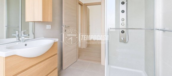 2غرفة شقة في Lodi, Italy رقم 341489 10