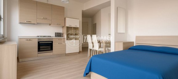 2غرفة شقة في Lodi, Italy رقم 341489 2