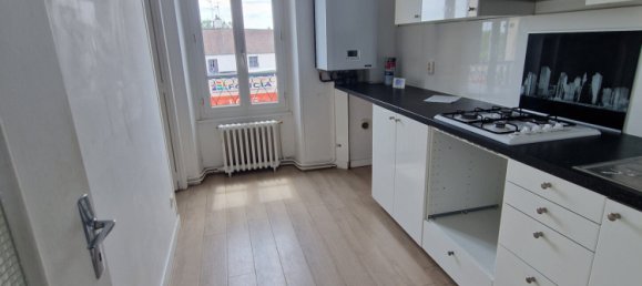 Edificio de 7 habitaciónes en Cernay-la-Ville, France No. 173328 6