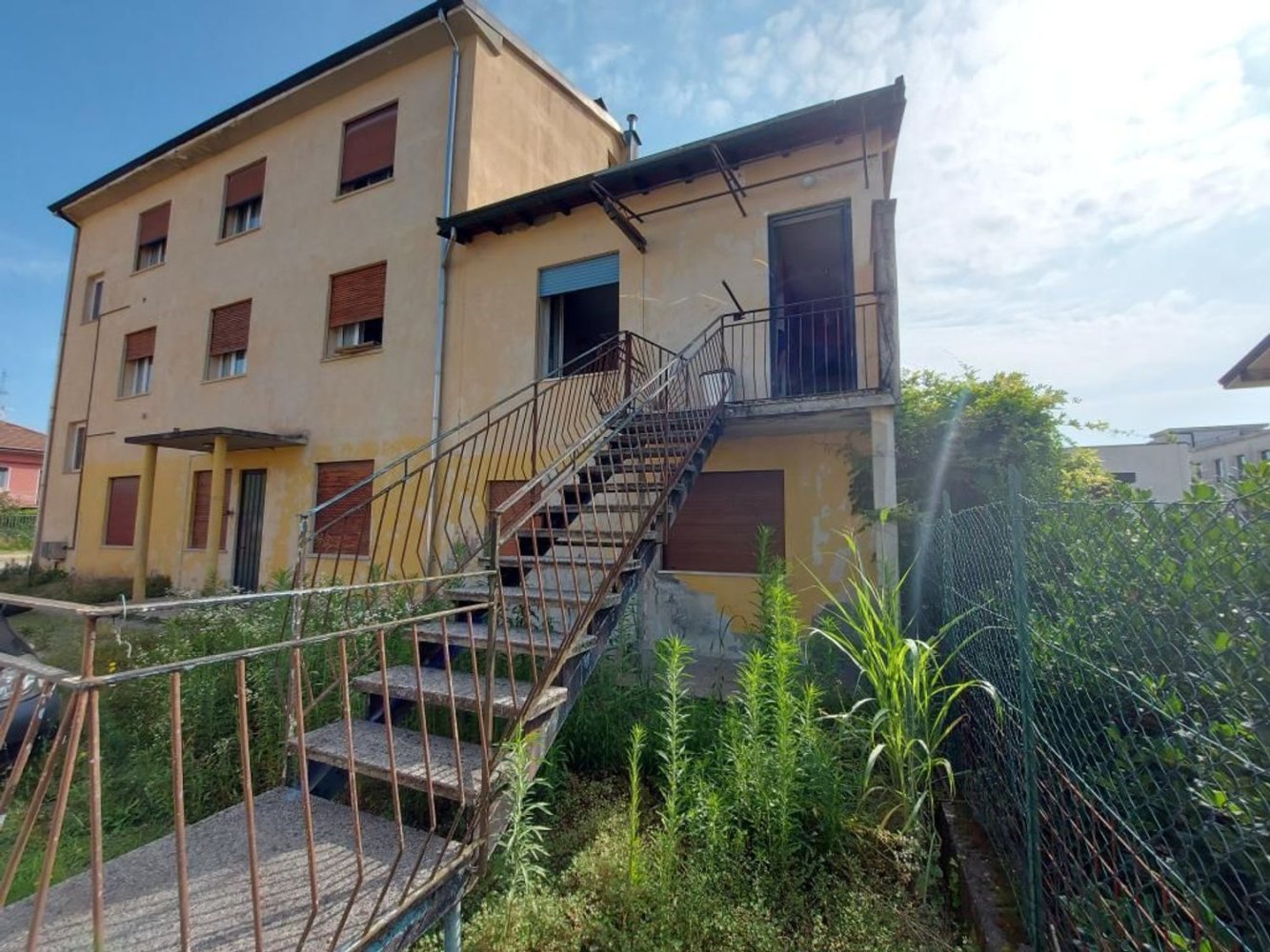 2 rooms Apartment in Sesto Calende, Italy No. 180118