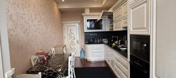4 Schlafzimmer Wohnung in Sabuntschu, Azerbaijan, Nr. 1271 5