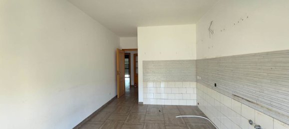 4غرفة شقة في Caserta, Italy رقم 6163 23