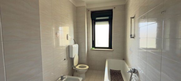 4غرفة شقة في Caserta, Italy رقم 6163 16